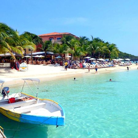 Acqua Di Mare Resort Уест Бей Екстериор снимка