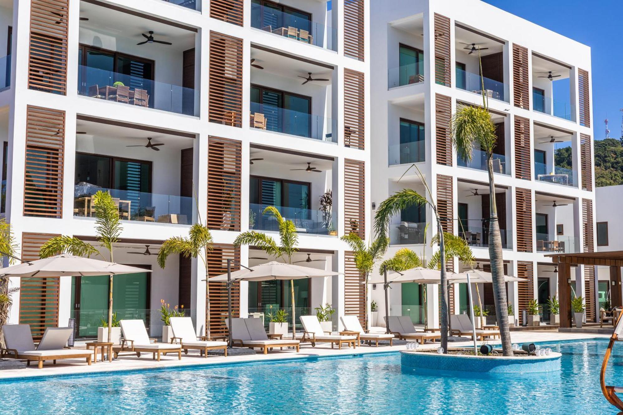 Acqua Di Mare Resort Уест Бей Екстериор снимка